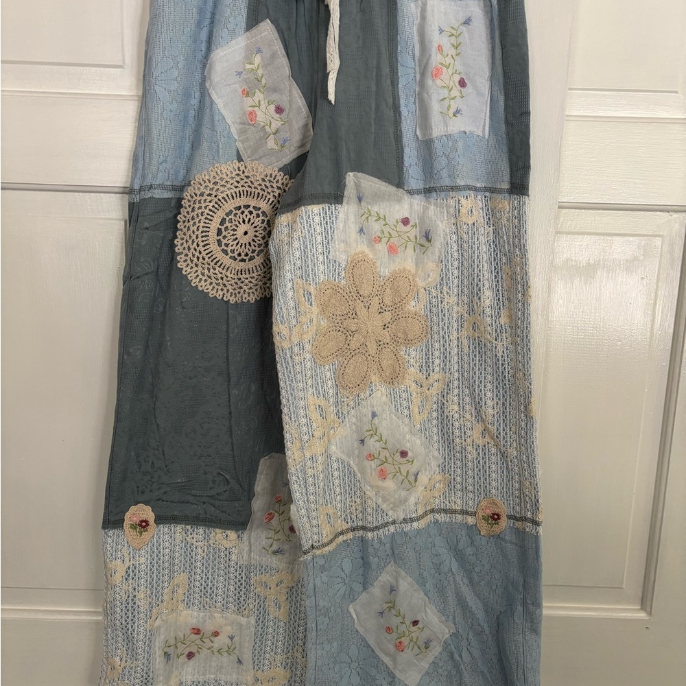 POL Boho style Pants size medium New
